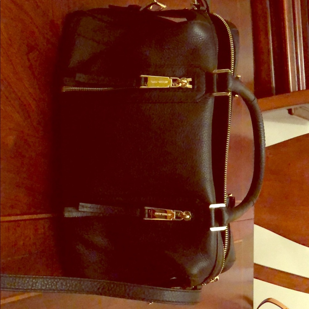 Micheal Kors Satchel